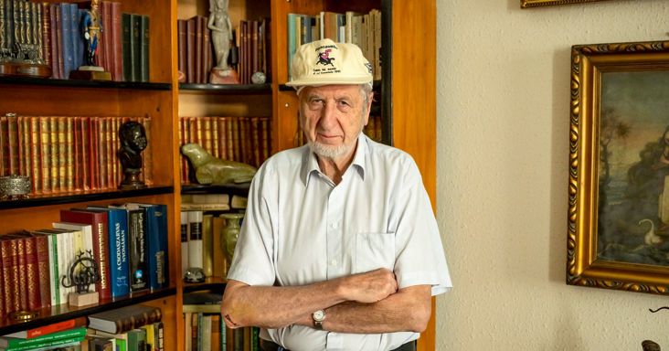 Visszakerül a rács mögé a Jeszenszky Gézára kalapáccsal támadó férfi