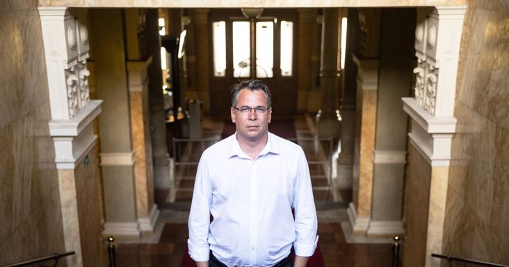 16 millió forinttal tartozik Egernek a volt polgármester cége
