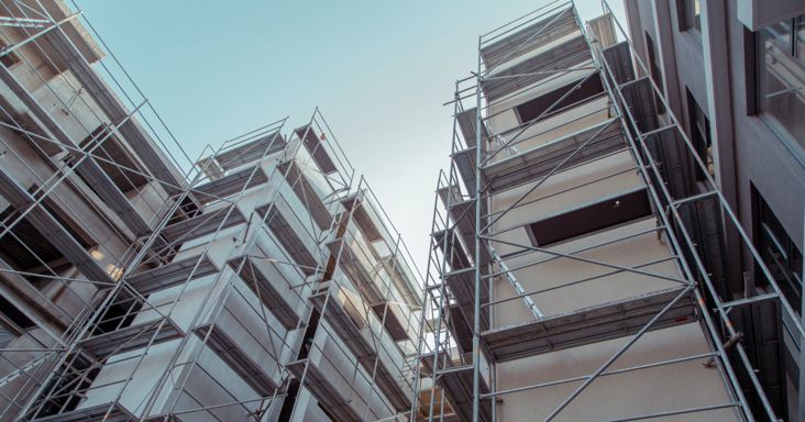 Szakértő: nagy lökést jelent, hogy a panelben lakók is kaphatnak pénzt energetikai korszerűsítésre