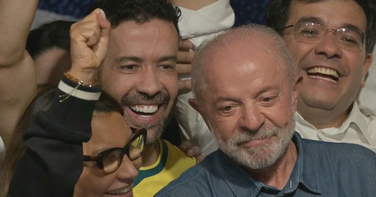 Lula történelmi győzelmet szerzett, Bolsonaro azonban kezdeményezi a brazil elnökválasztási eredmény megsemmisítését