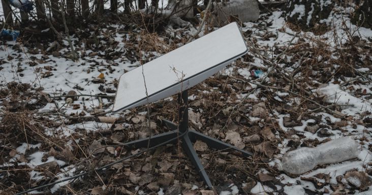 Zelenszkij szerint célzottan korlátozzák az ukrán hadsereg műholdas elérését