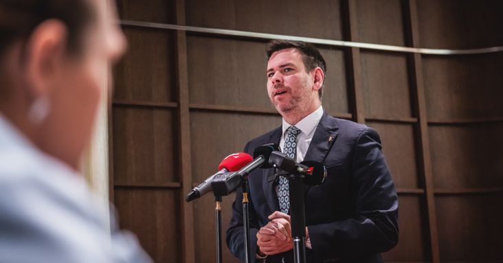 Vitézy Dávid: A felelősség teljes egészében Mészáros Lőrincet és a mögötte álló érdekköröket terheli