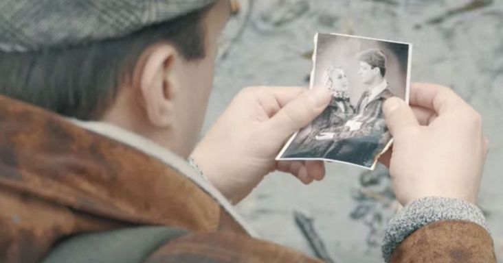Béke a völgyben: szívhez szóló videoklippel tisztelegnek az 1956-os hősök előtt