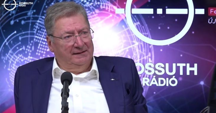 Parragh László szerint feltétel volt, hogy Balásy Gyula cégével szerződjön a kamara