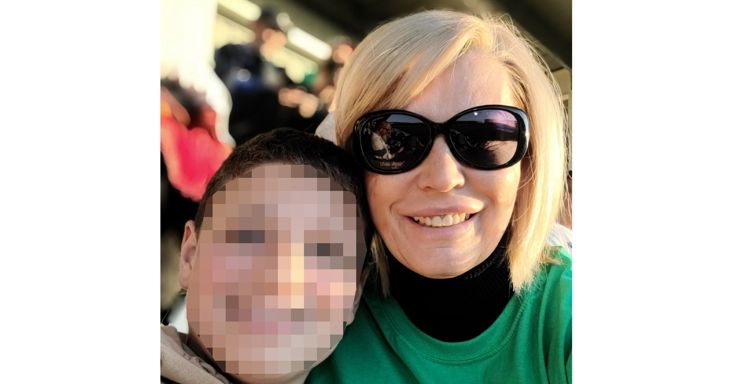 Nyolc métert repült a zebrán a szekszárdi diák: az édesanyja megtalálta azokat, akik az első segítséget nyújtották a gázolás után