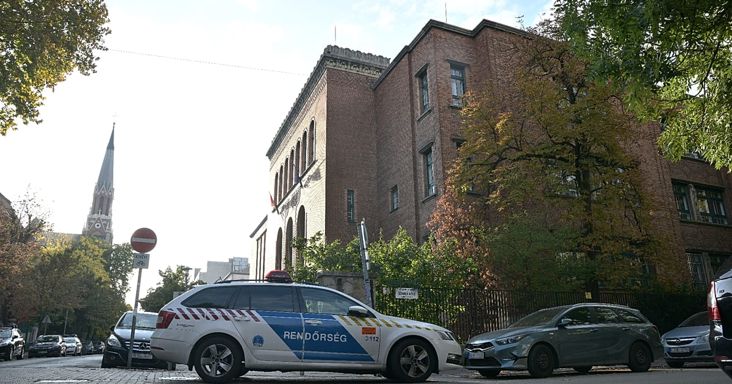 Újabb magyar iskolát ért bombafenyegetés, a rendőrség terrorcselekmény elkövetésével fenyegetés ügyében nyomoz