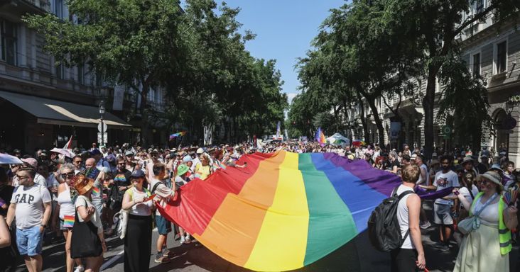 A nyári kánikula miatt jövőre májusban tartják a Budapest Pride-ot