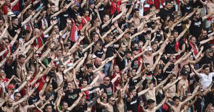 Cigányozás miatt büntetett az UEFA, nem lehetnek magyar szurkolók a válogatott következő idegenbeli meccsén