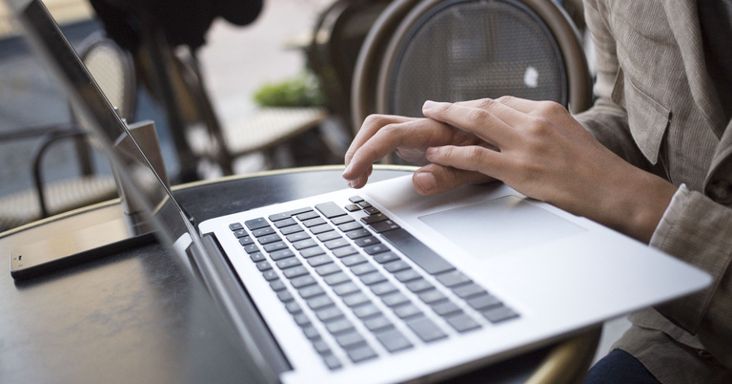 Nehéz ép ésszel felfogni az új domainőrületet, ami teljesen átalakíthatja az internetet