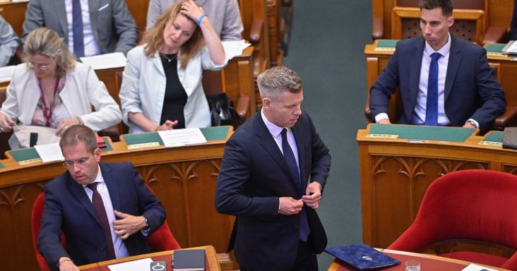Beadták a törvényjavaslatot, kiteszik a fideszeseket a nagyobb sportszövetségekből