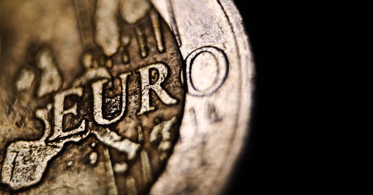 Ötpontos teszten kell átmennie Magyarországnak az euróhoz