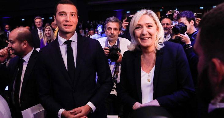 A francia radikális jobboldal fiatal vezérét újraválasztották
