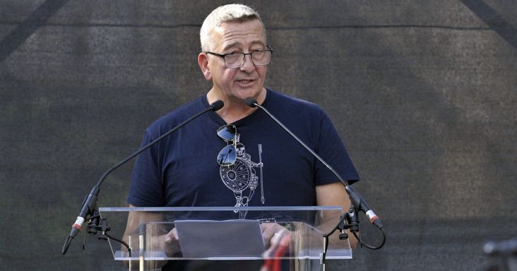 Bayer Zsolt cégének adótartozása és a közpénzből vett felnőtt társasjáték