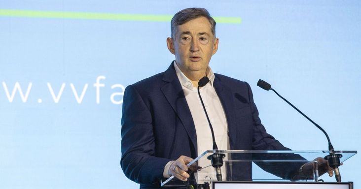 Hihetetlen: bevallotta az osztrák multi, úgy, ahogy van, széthordaná Mészáros Lőrinc legfontosabb cégének eszközeit – már a kormány kezében a V-Híd sorsa
