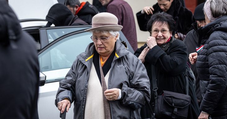 Orbán Viktor anyja is imádkozott a KDNP imaóráján a „politikai foglyokért”
