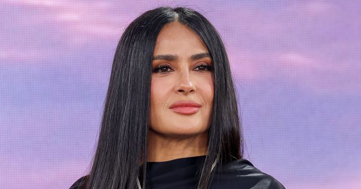 Salma Hayek nem is lehetne büszkébb, címlapfotón mosolyog 19 éves lánya: „Ragyogó istennő!”
