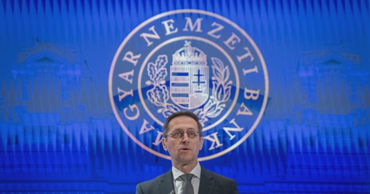 Feljelentést tett Somlai Bálint cége, mert a Varga Mihály vezette MNB kidobta egy közbeszerzésből és drágábban szerződött helyette