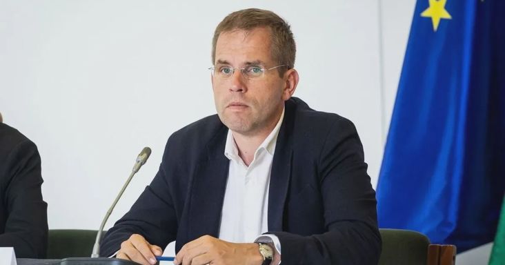 Botrány a Miniszterelnökségen: tervutasításos feljelentési kényszer van a tárcánál?