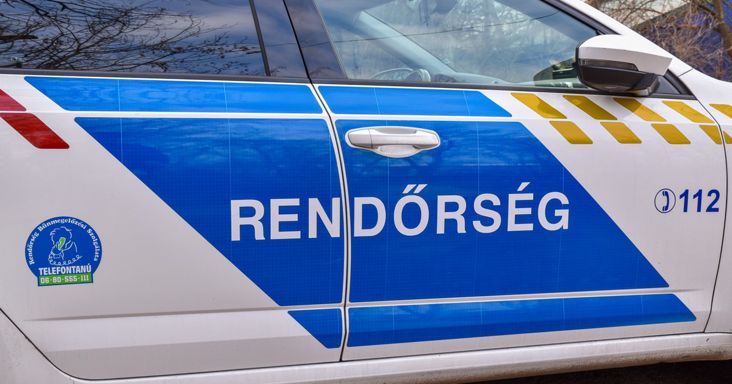 Fegyvert rántott egy autós Budapesten, durván elfajult egy közlekedési vita – Ez derült ki az elkövetőről