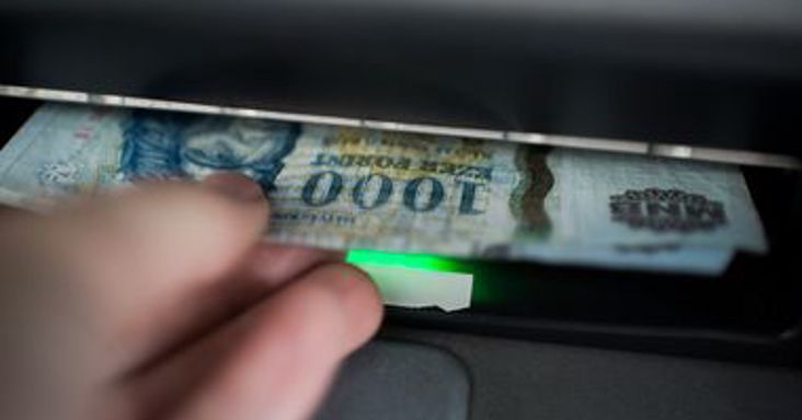 Félrevezető bankautomaták miatt bírságolta meg a GVH az Euronetet