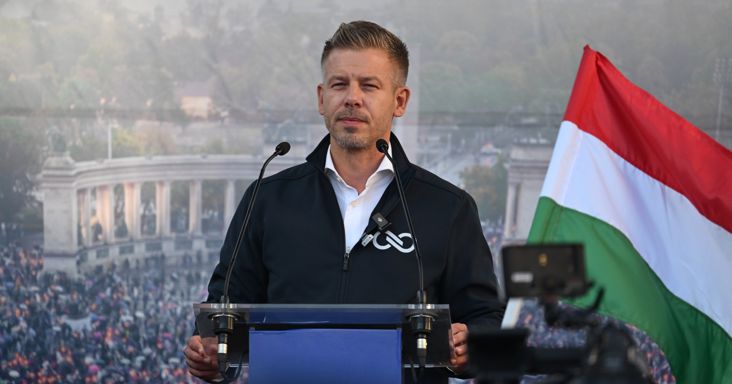 Magyar Péter kerek perec kimondta, miért nem fogják teljesen felépíteni a 14. havi nyugdíjat