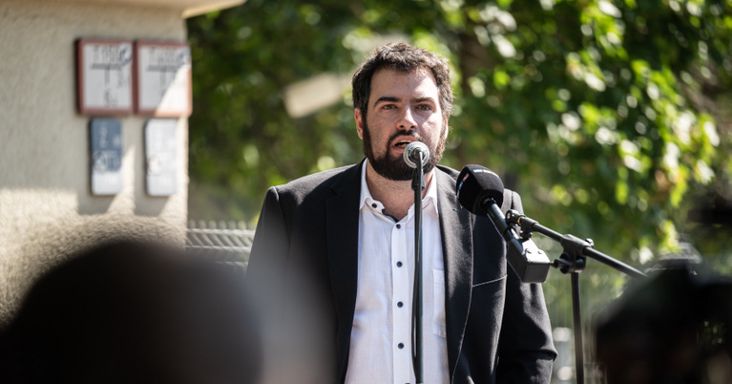 Összeszólalkozott Magyar Péter és Jámbor András a francia zavargások miatt