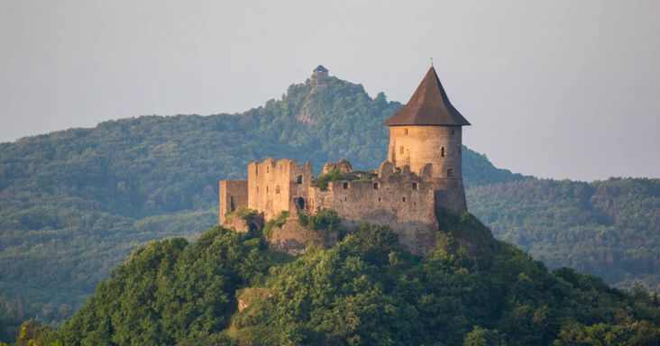 Lezárult a Salgó és Somoskő várait érintő szlovák-magyar projekt