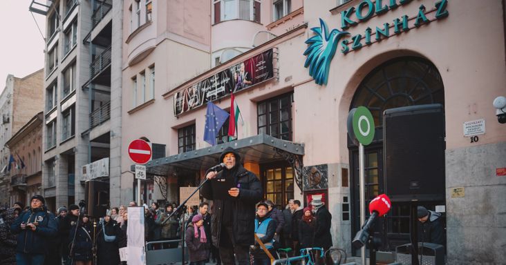 Vállalja a következményeket a Kolibri Színház vezetése, igazságos eljárást követel