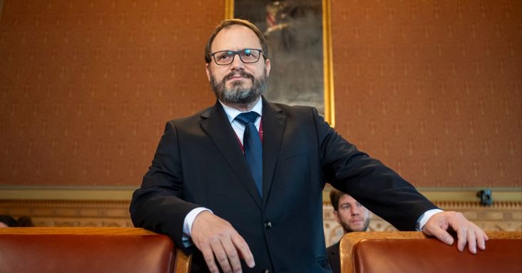 Fontos dolgot tisztázott a rezsivédelemről a pénzügyminiszter