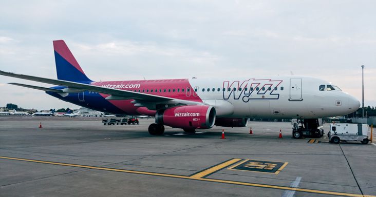 Kőkemény közlemény: ezért nem tűri meg az elektromos eszközöket a poggyásztérben a Wizz Air