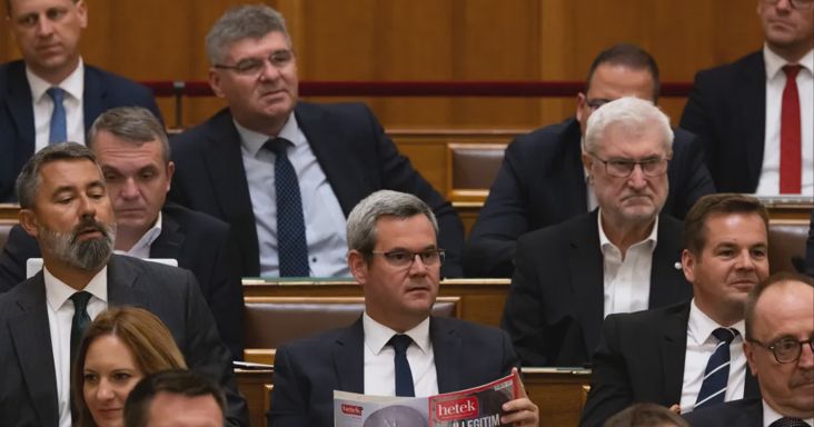 Reagált Magyar Péter arra, hogy Takács Péter szerint miatta született kevesebb gyerek