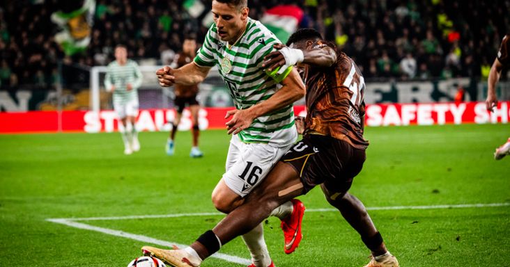 Újabb elismerés: a Fradi duplázó játékosa bekerült az Európa-liga álomcsapatába