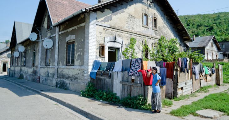 Brutális a szakadék a magyar települések között, van, ahol 13-szor annyit keresnek, mint máshol