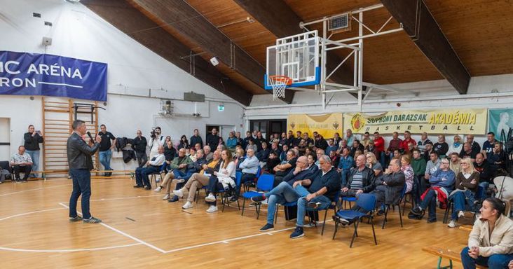 Szurkolói ankét az SKC jövőjéről: a szponzorokban és a közösségi finanszírozásban látja a megoldást klub és az önkormányzat