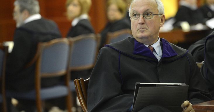 Baka András: vértelen forradalom zajlik Magyarországon