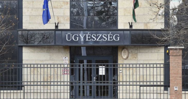 Gyanúsítottként hallgattak ki egy volt fideszes országgyűlési képviselőt egy olyan ügyben, amiben többeket már elítéltek