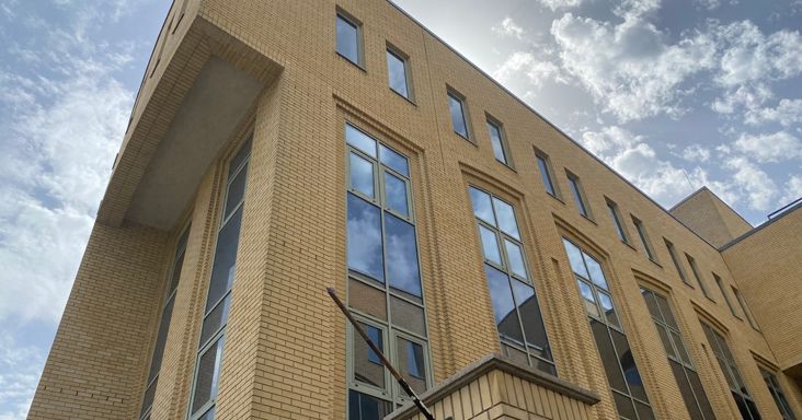 Ledolgozhatatlan számok: 5400 beteg az Uzsoki várólistáján, drága magánvizsgálat lett Erzsébet utolsó esélye – Hónapokig várt fájdalomcsillapítóra is