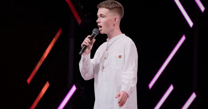Baromfiudvart vezet az X-Faktor mentorait elvarázsoló 17 éves baranyai fiú