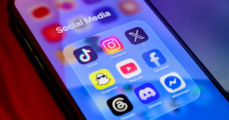 A rendőrség olyan gyerekeket keres, akiket egy 35 éves miskolci férfi intim felvételek készítésére vett rá az interneten