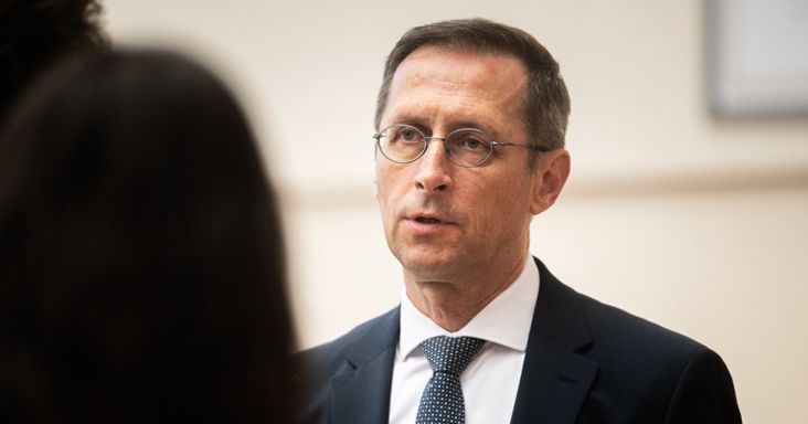 Varga Mihály majdnem visszaszerzett 200 milliárd forintot a Matolcsy-körtől, de az alku az utolsó percben elbukott