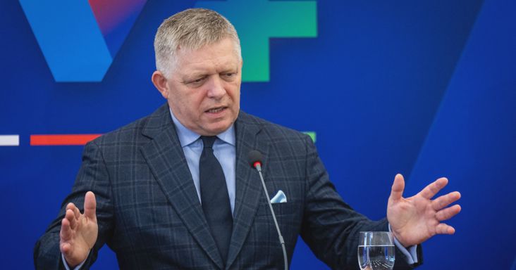 Amikor a miniszterelnök háborúval riogat, a félelem a családok életébe is beköltözik