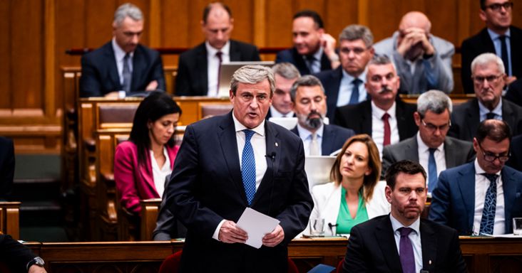 Kapitány Istvánék feljelentést tettek a Kisfaludy-program miatt, a BDPST cáfolja, hogy a hévízi szálloda az övék lenne