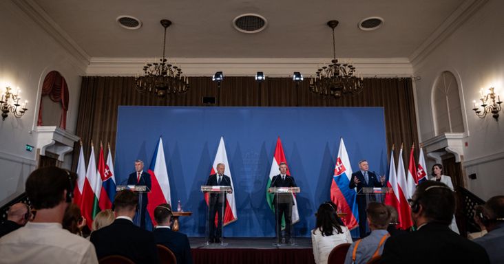 Pozsonyban tárgyalnak a V4-ek energiaügyi miniszterei az energiaárak csökkentéséről, Kapitány István is megszólalt
