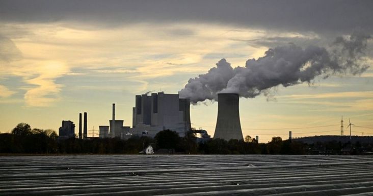 Áttörésről beszél Magyar Péter az EU-csúcs kapcsán, azonnal szembejött a valóság: megszólalt az energiapolitikus – „összevissza beszél”