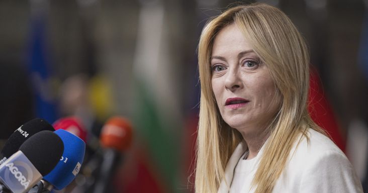 Ukrajna támogatásának politikai ára van