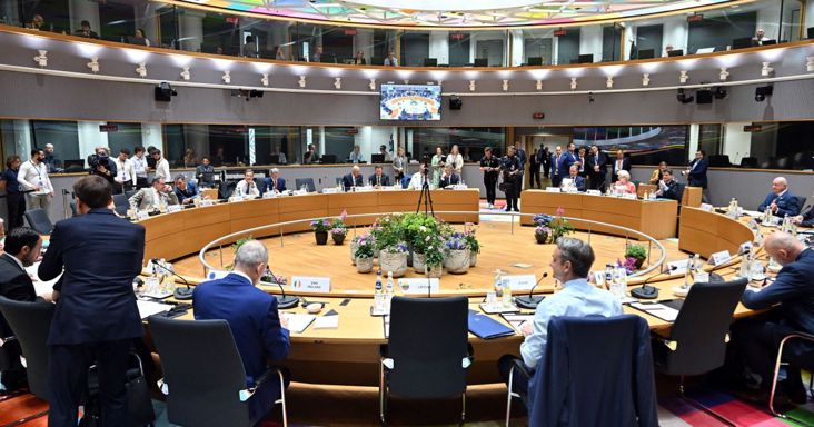 Írország megtette javaslatát, a Fukar Hatok elégedetlenek, a Bizottság aggódik