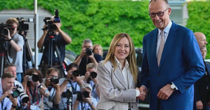 Az EU-s bürokráciára panaszkodik Giorgia Meloni és Friedrich Merz az Európai Tanácsnak