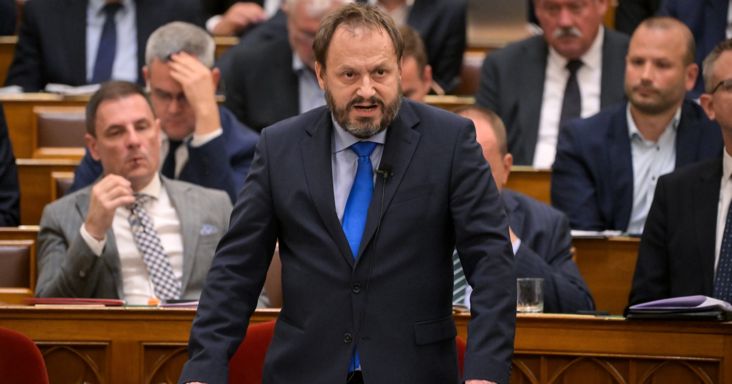 Költségvetés 2027: ilyen gazdaságpolitikai fordulat Európában is ritka, fontos feladványt old meg a Tisza-kormány