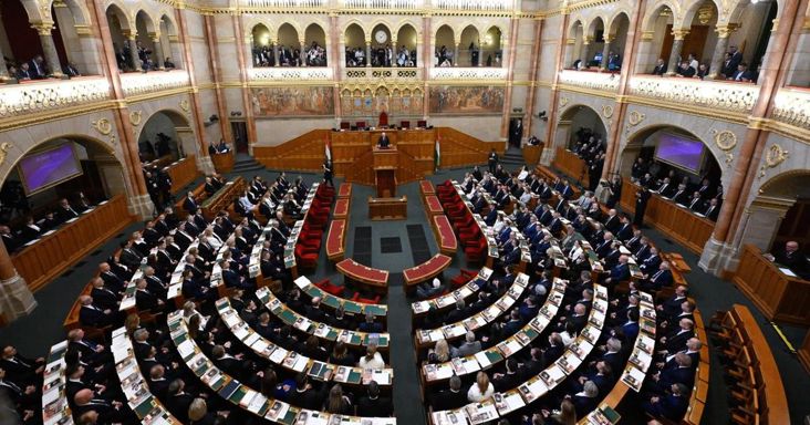 Kirekesztő törvények maradtak érvényben a kormányváltás után is