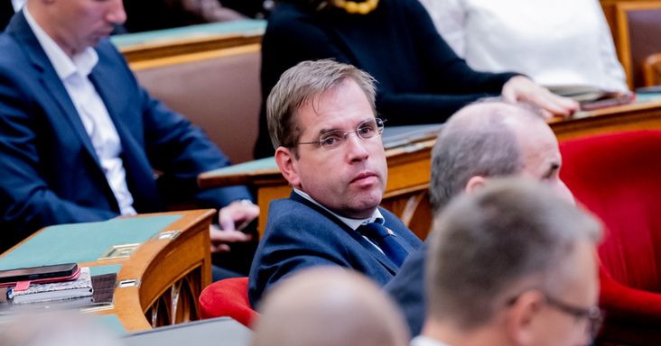 Megjelent az újjászületett Népszabadság első nyomtatott száma
